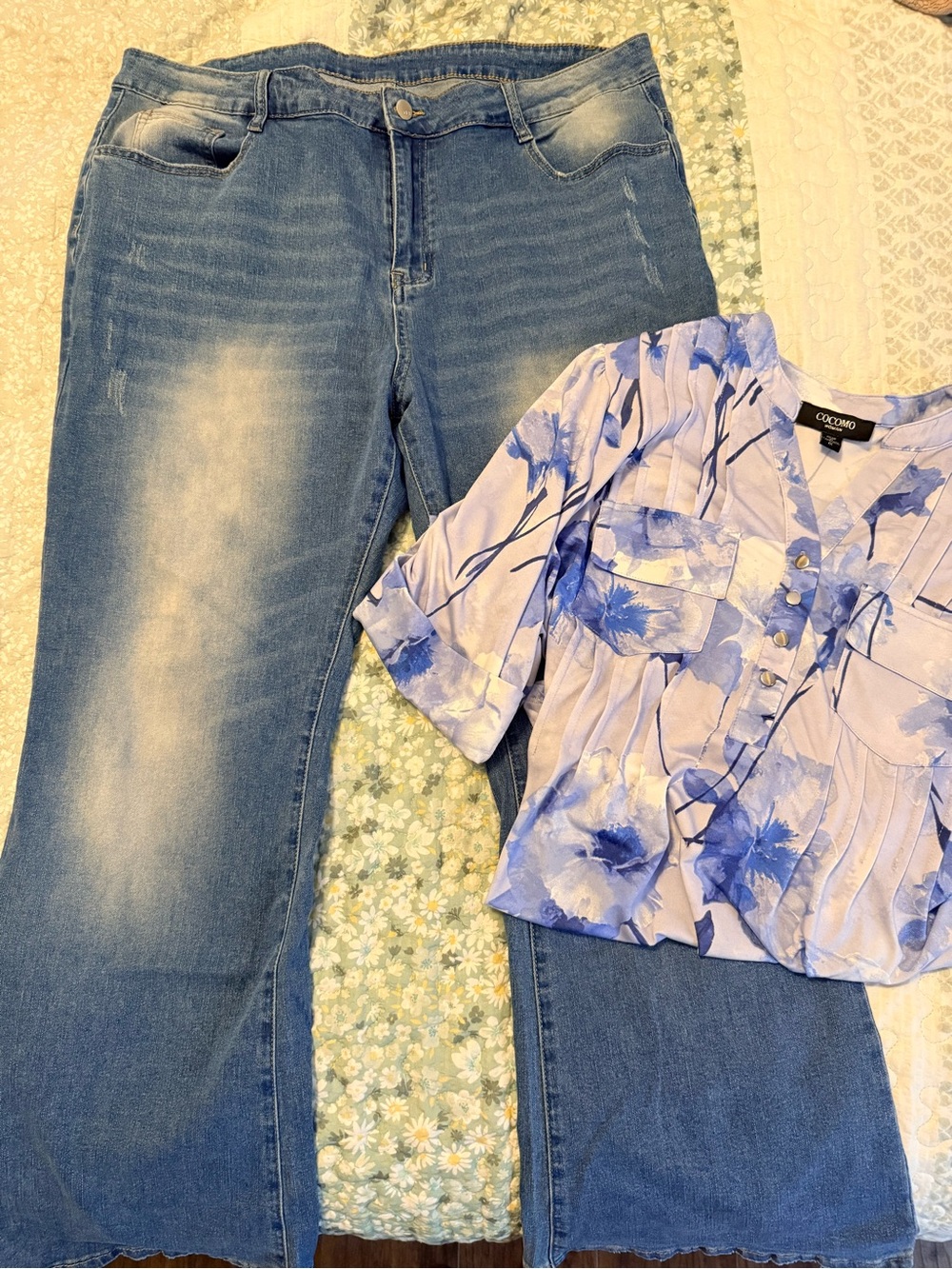 High distressed flare leg jeans